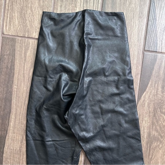 Commando Perfect Control High Rise Faux Leather Leggings in Black Sz S - Picture 6 of 7